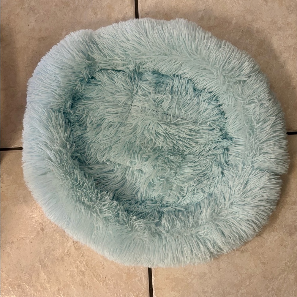 Best Friends by Sheri Calming Baby Blue Shag Fur Donut Cuddler Cat or Dog Bed
